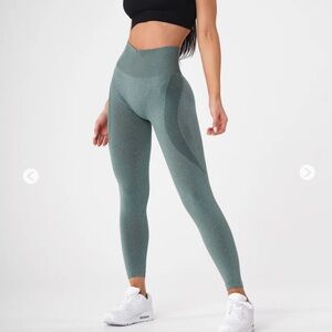COPY - NVGTN Contour Seamless Leggings